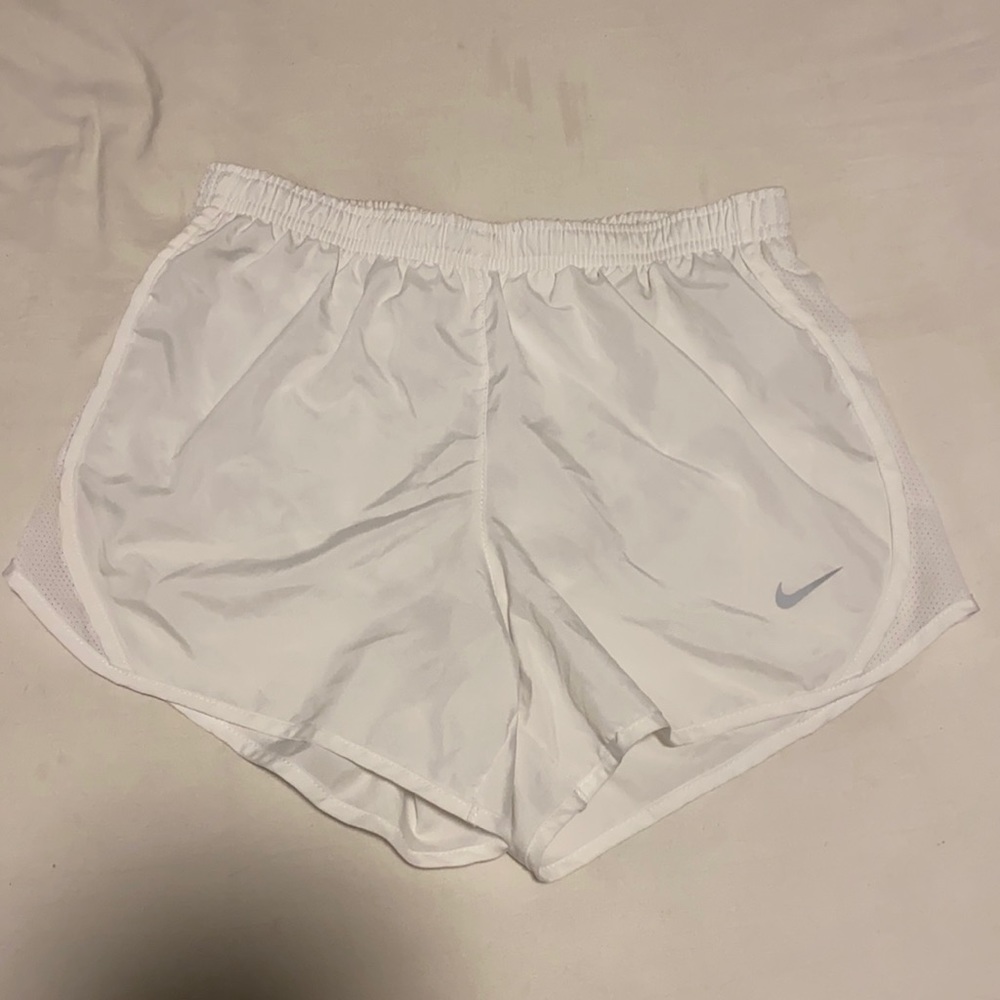 girls nike workout shorts